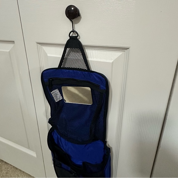 L.L. Bean Medium Personal Organizer Toiletry Bag in Royal Blue‎ EUC - Picture 8 of 11